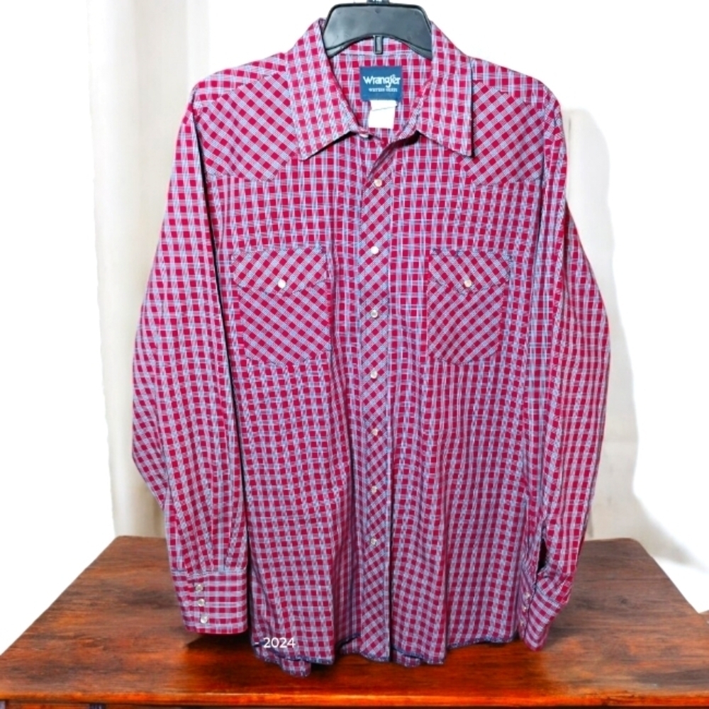 Vtg Wrangler Red White Blue button up Western Long Sleeve Shirt. Neck 17" C122‌